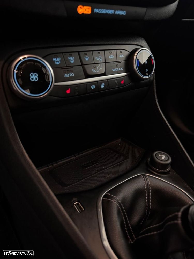 Ford Fiesta - 16