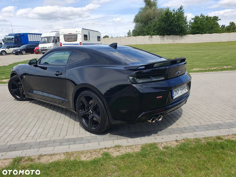 Chevrolet Camaro Coupe 6.2 V8 - 32
