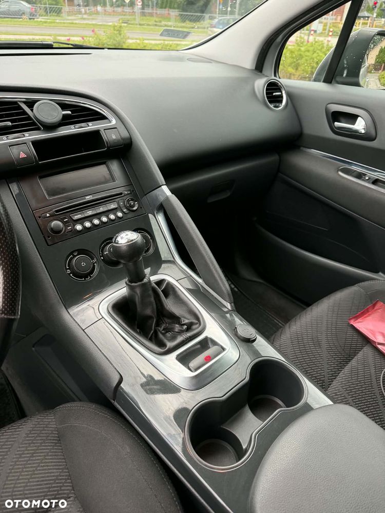 Peugeot 3008 1.6 Active - 11