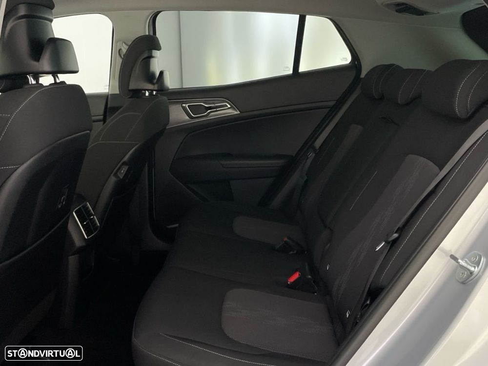 Kia Sportage 1.6 T-GDi Drive - 12