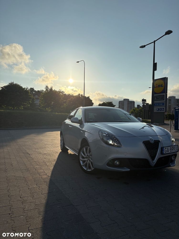 Alfa Romeo Giulietta 2.0 JTDM Exclusive TCT EU6 - 14