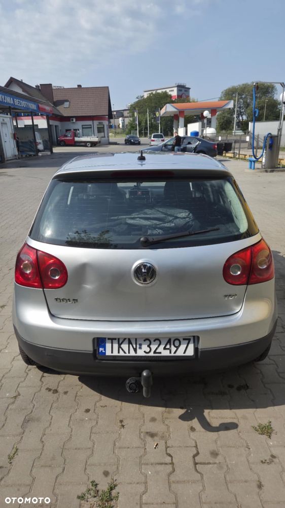 Volkswagen Golf - 5
