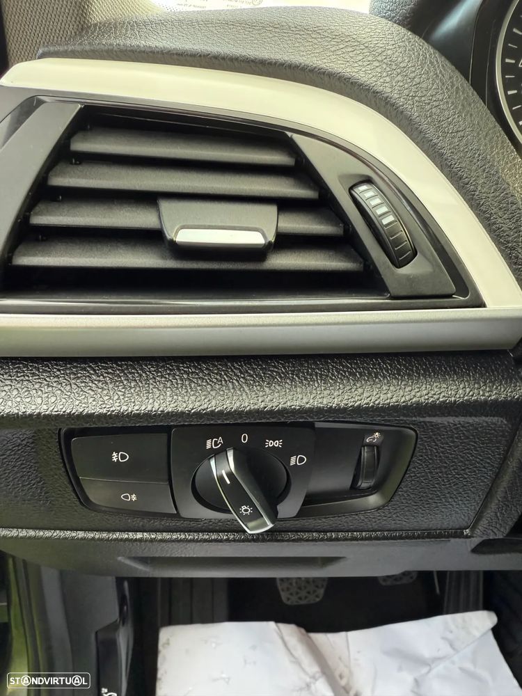 BMW 118 i Line Urban - 14