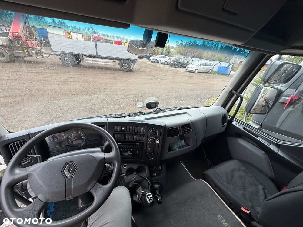 Renault Gama D - 7