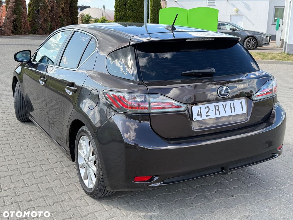 Lexus CT 200h Prestige - 8