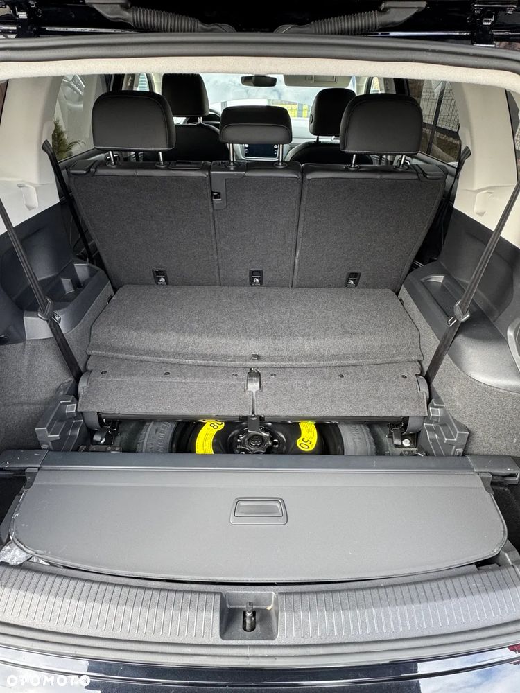 Volkswagen Tiguan Allspace - 14