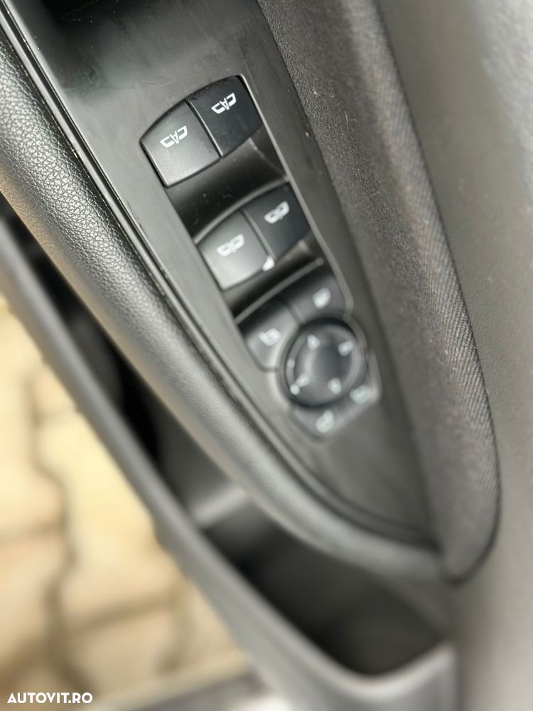 Opel Insignia 2.0 CDTI Start/Stop Edition - 32