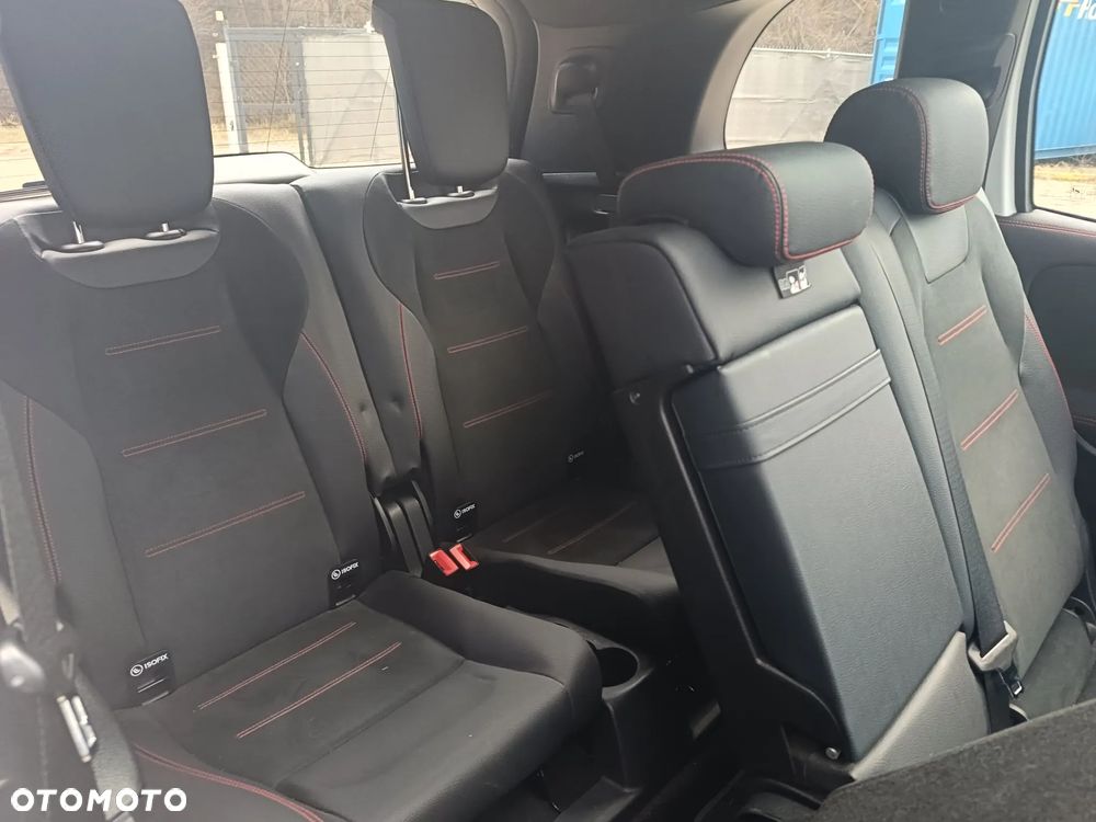 Mercedes-Benz GLB 250 4-Matic AMG Line 8G-DCT - 14