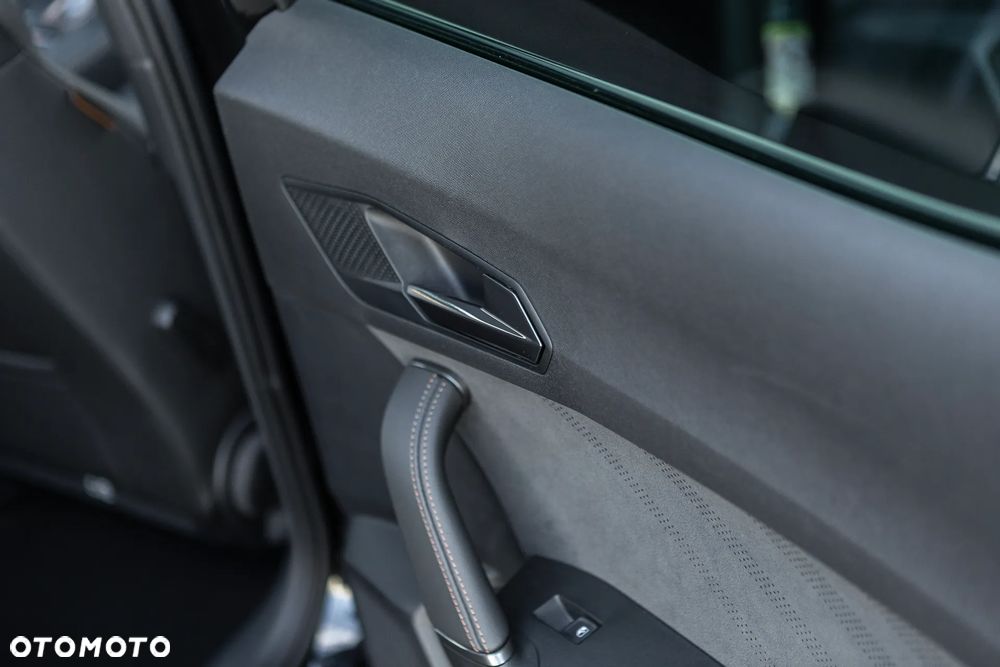 Cupra Formentor 1.5 e-Hybrid PHEV VZ DSG - 31