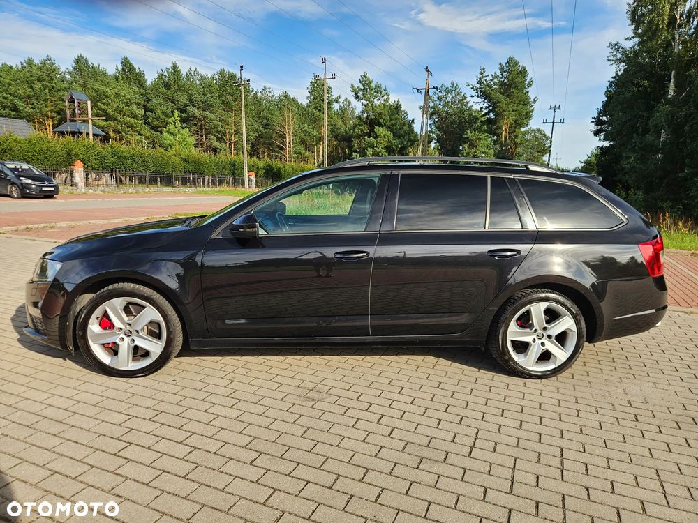Skoda Octavia 2.0 TDI DSG RS - 4