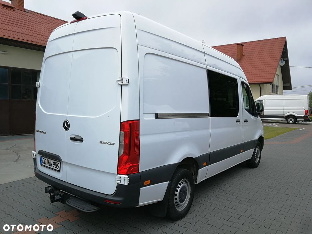 Mercedes-Benz Sprinter 319 - 4