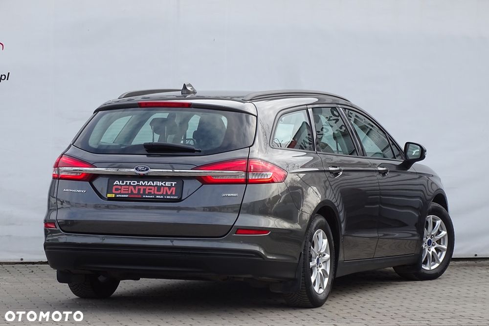 Ford Mondeo - 22