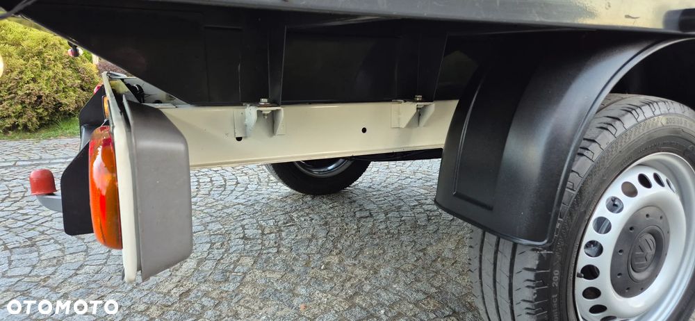 Volkswagen T5 kilka sztuk - 39
