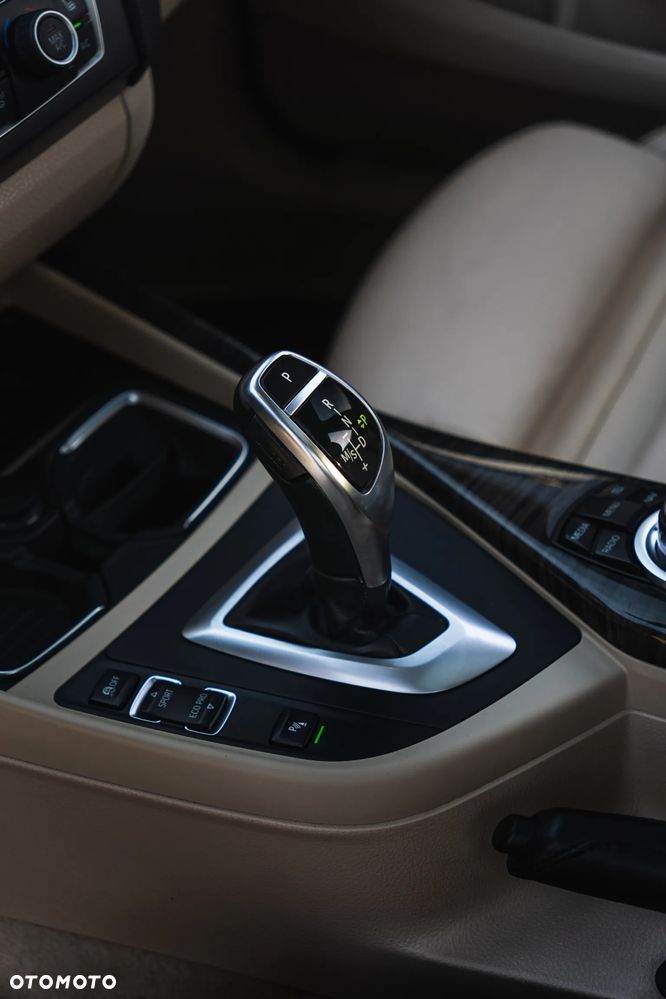 BMW Seria 1 125d - 30