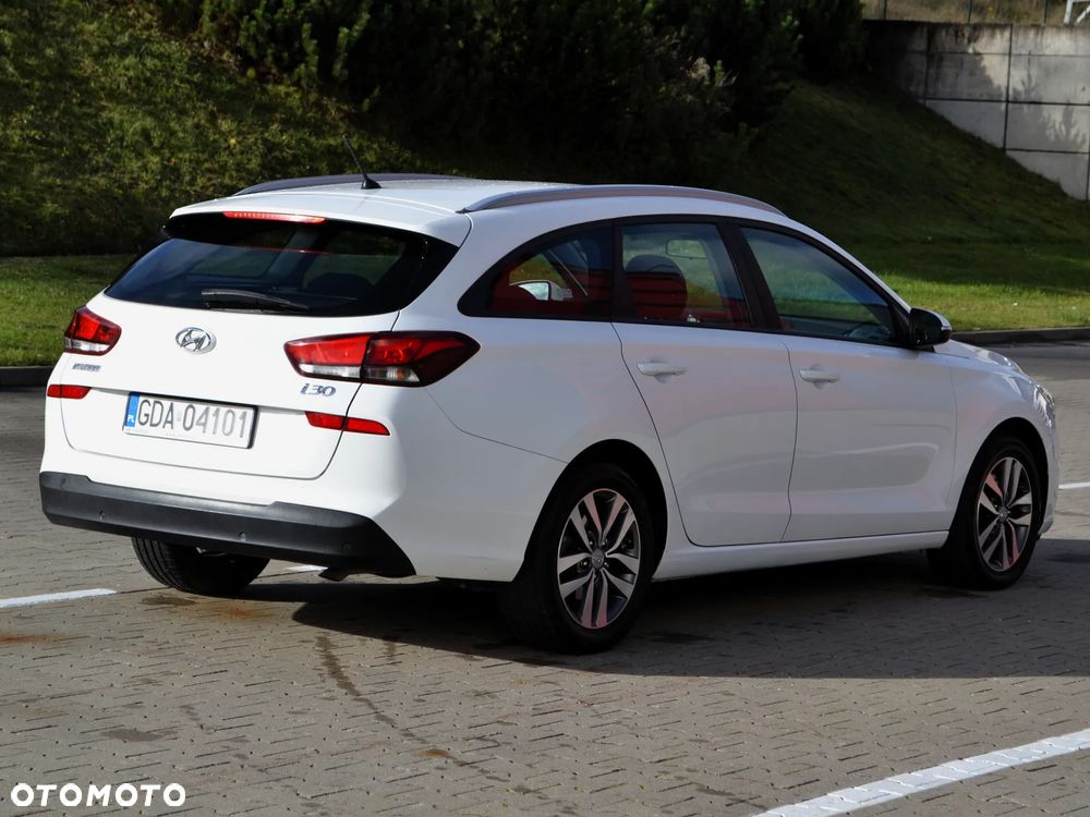 Hyundai i30 1.6 CRDi BlueDrive Comfort - 2