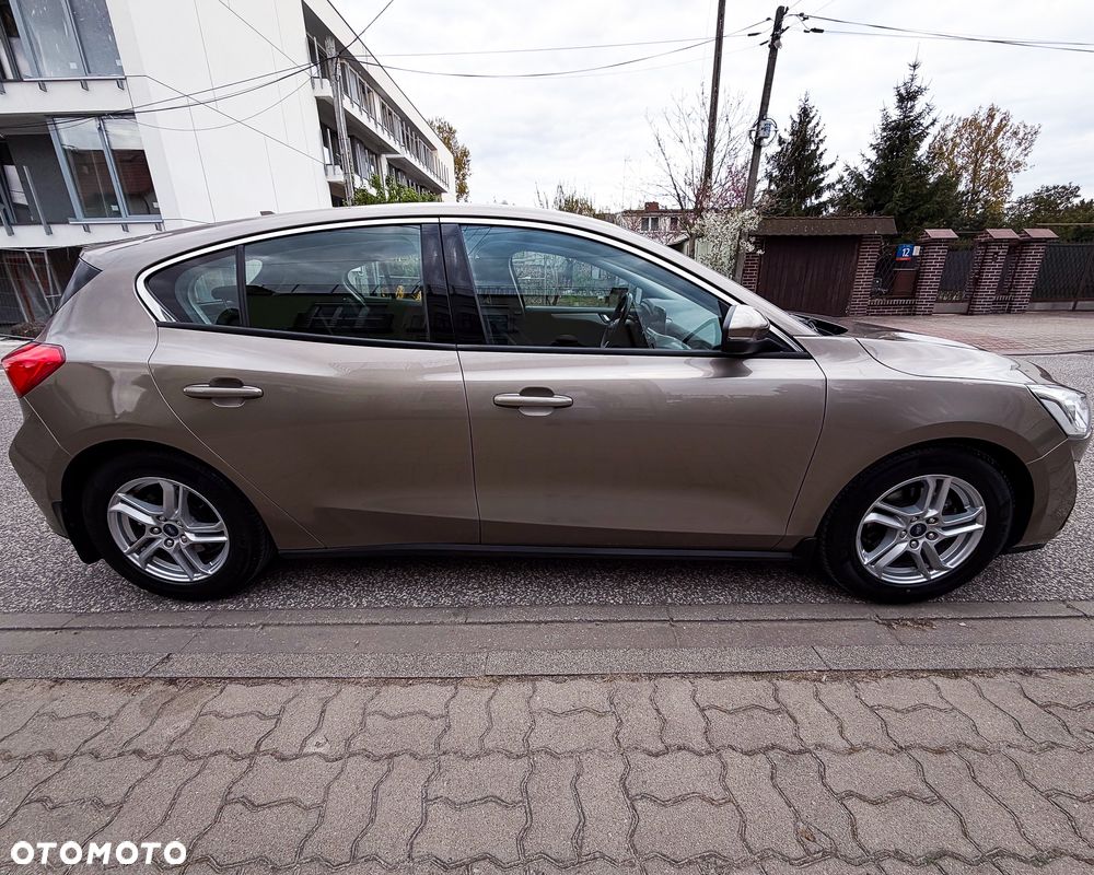 Ford Focus 1.0 EcoBoost Trend Edition Business - 4