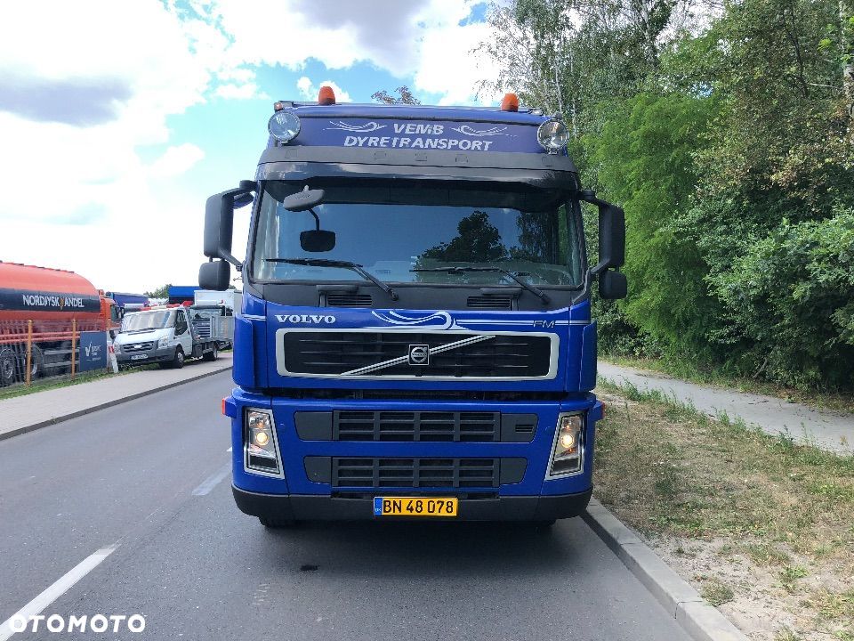 Volvo FM 440 DO BYDLA -ZYWCA - 2