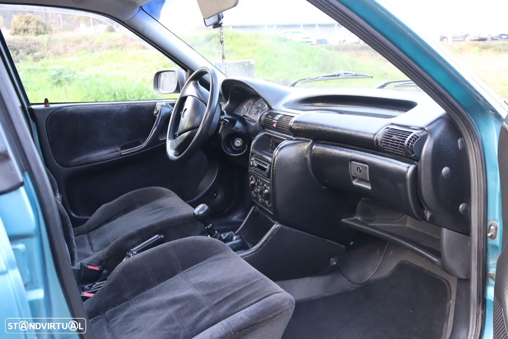 Opel Astra 1.7 TD GLS - 10