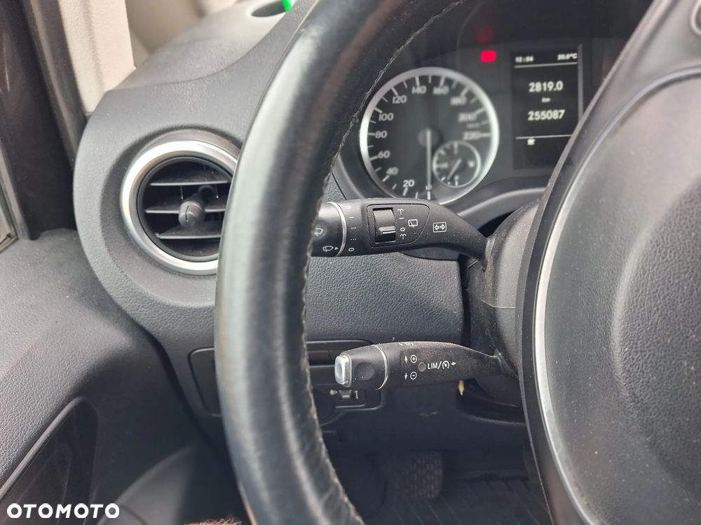 Mercedes-Benz Vito - 12