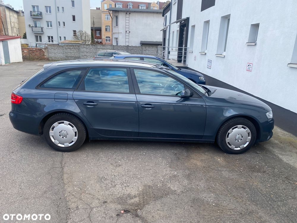 Audi A4 Avant - 3