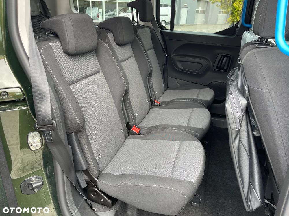 Toyota Proace City Verso Long 1.5 D-4D Family - 18