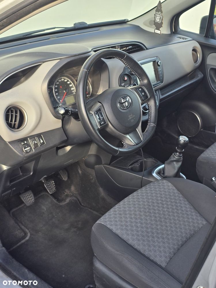 Toyota Yaris 1.4 D-4D Active - 6