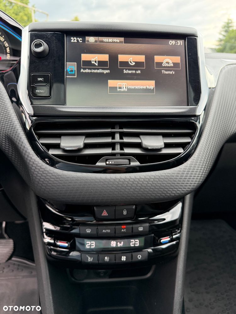 Peugeot 2008 1.6 VTi Allure - 33