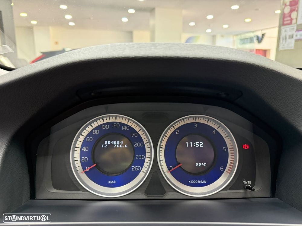 Volvo V60 2.0 D2 R-Design Momentum - 14