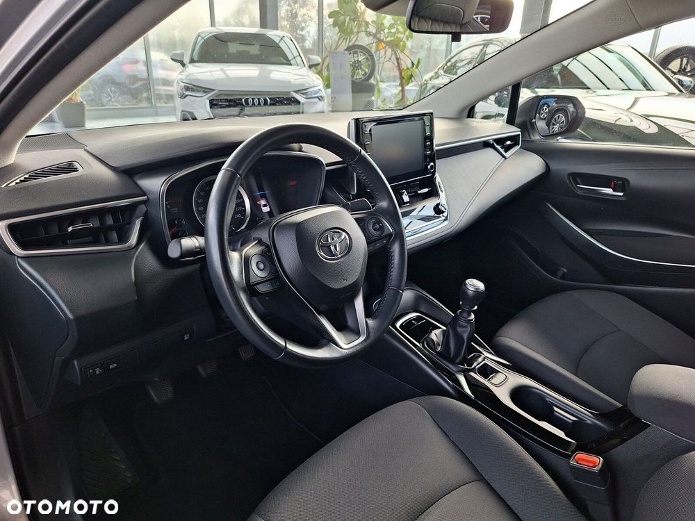 Toyota Corolla 1.5 Comfort - 13