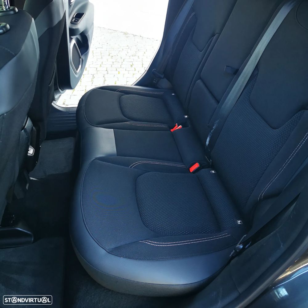 Jeep Renegade 1.6 MJD Limited - 22