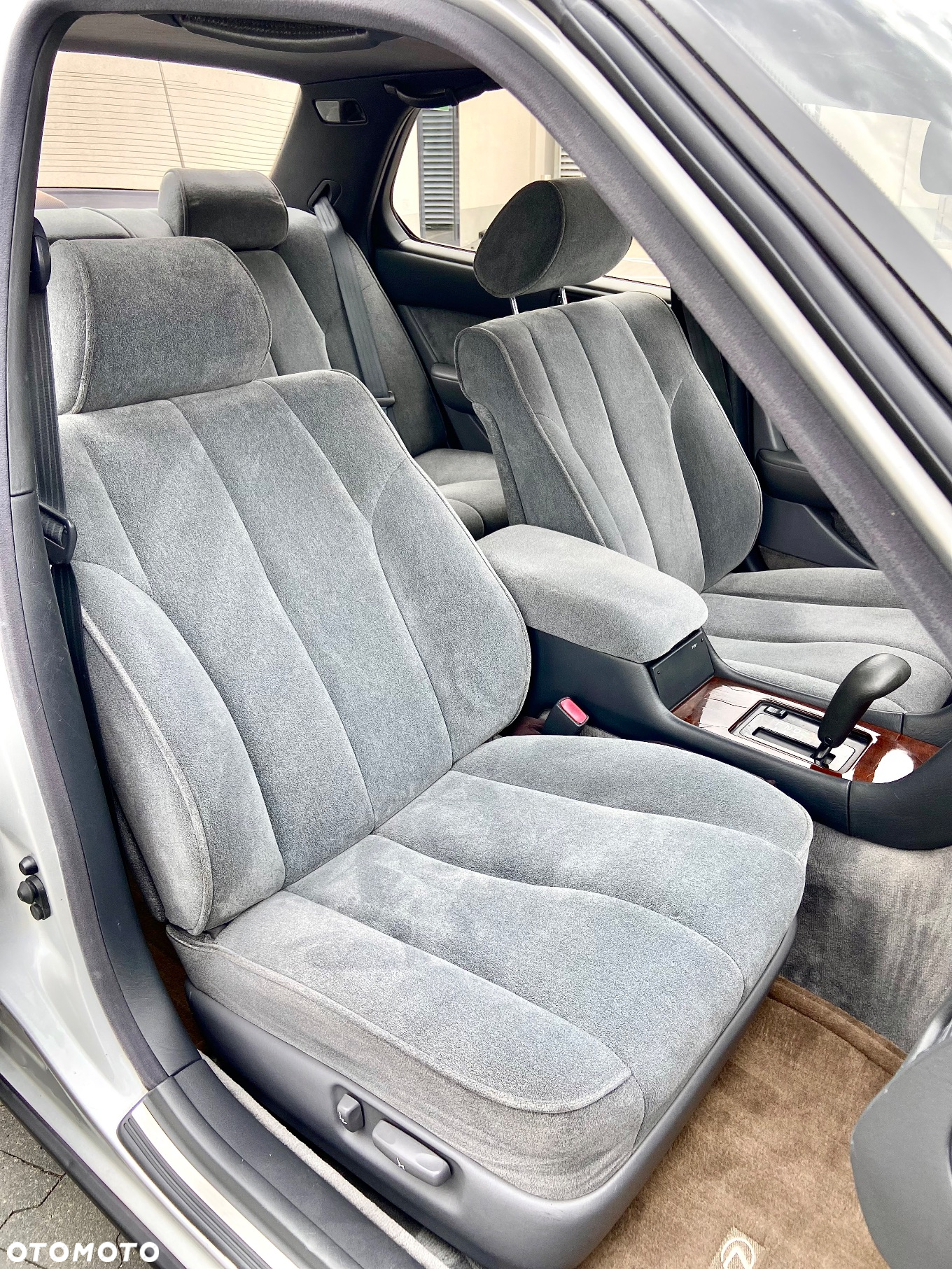 Lexus LS 400 - 17