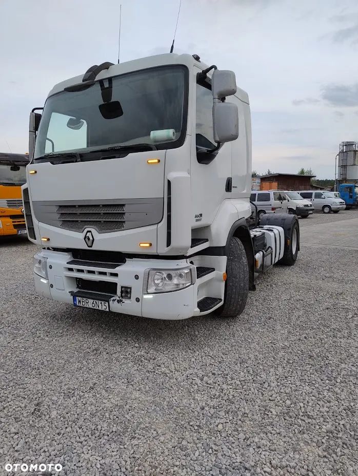 Renault Premium - 1