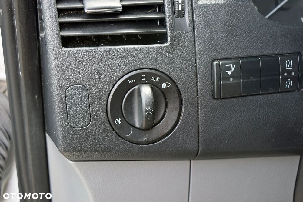 Mercedes-Benz Sprinter 319 - 26