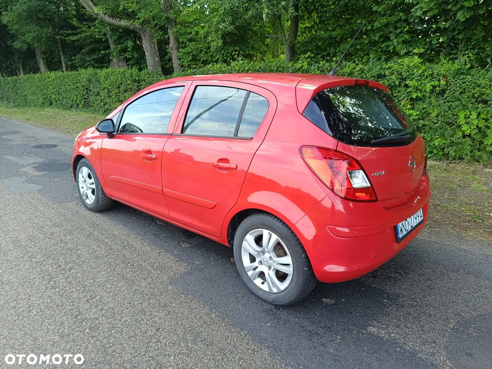 Opel Corsa 1.4 16V Enjoy - 10