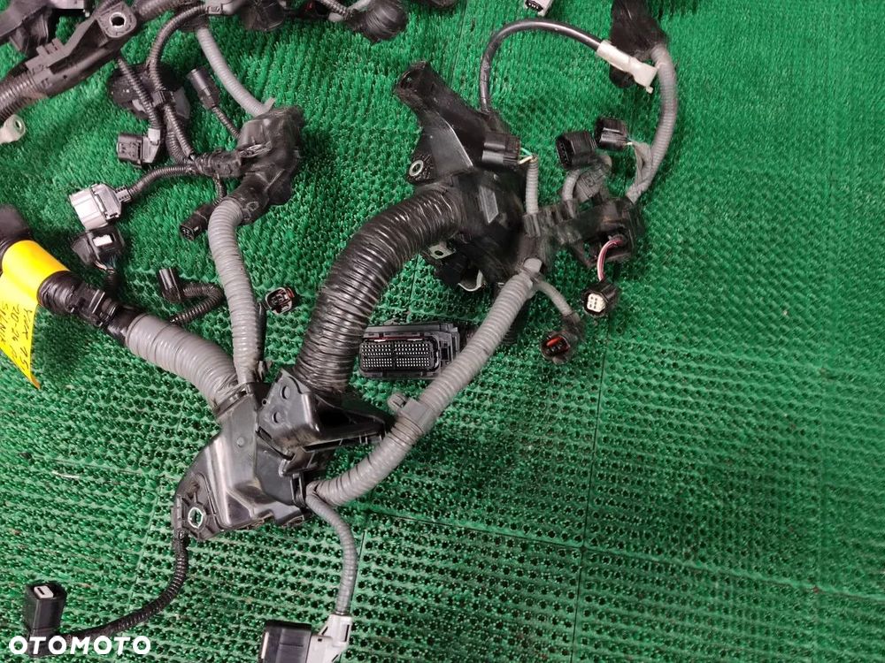 TOYOTA YARIS 1.5i Aut 19-24r Wiązka Silnika - 10