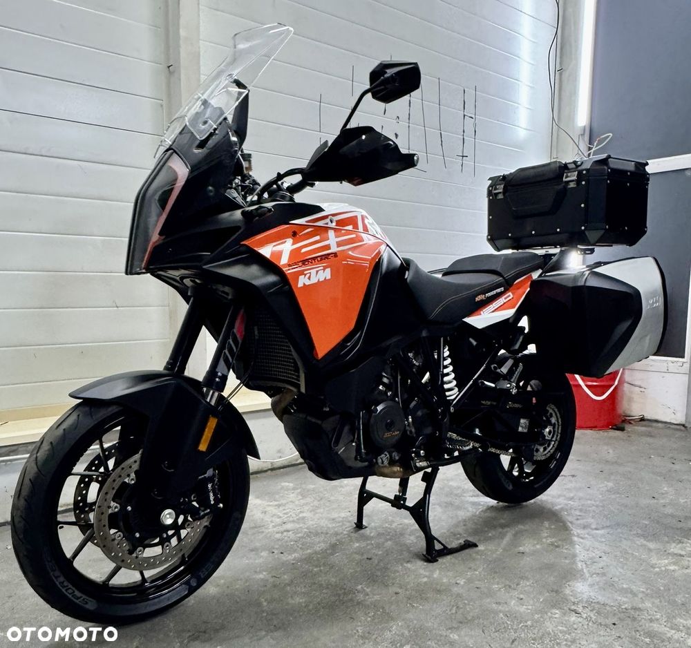 KTM Adventure - 10