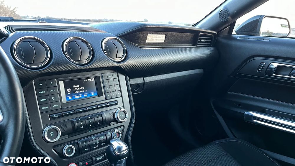 Ford Mustang 3.7 V6 - 9