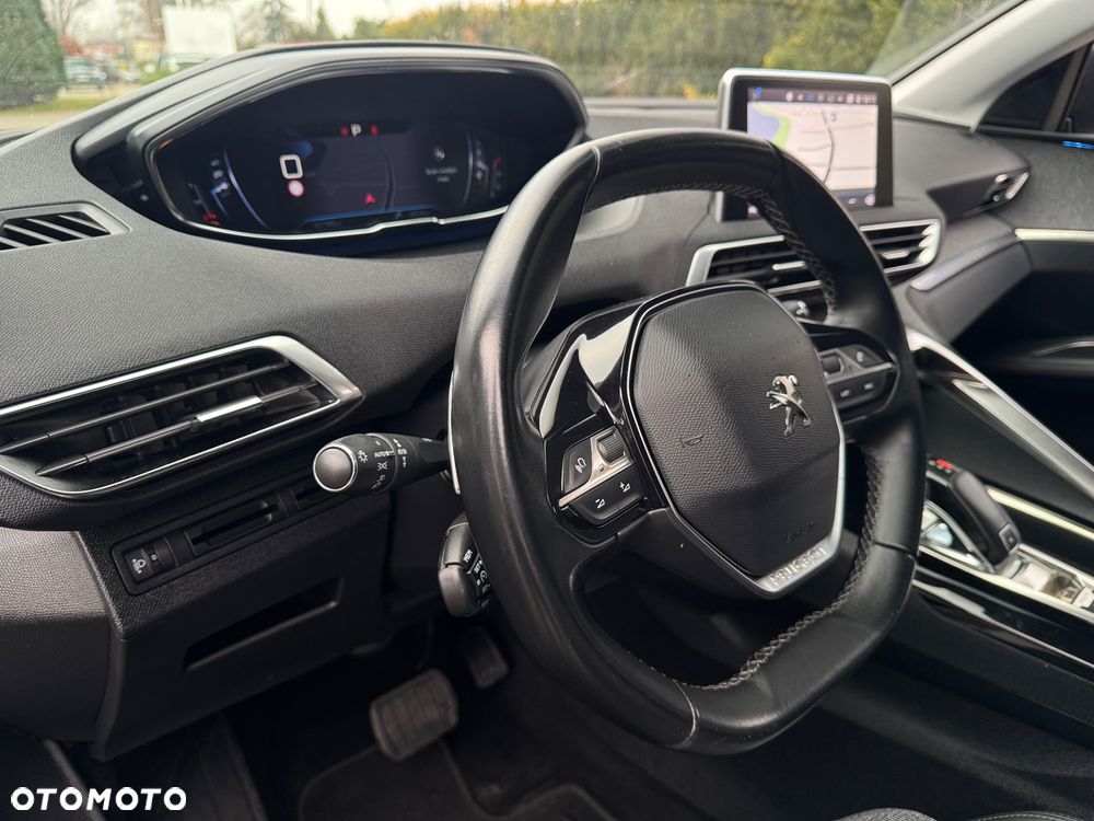 Peugeot 3008 BlueHDi 130 Stop & Start EAT8 Allure Business-Paket - 5