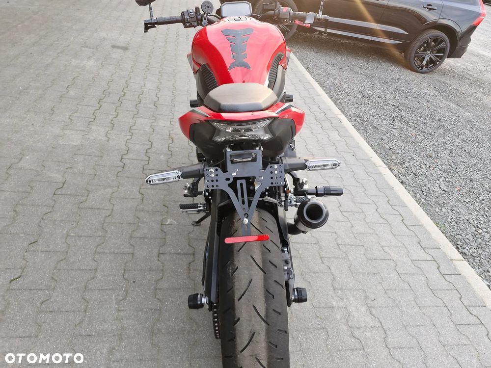 Kawasaki Z 900 - 6