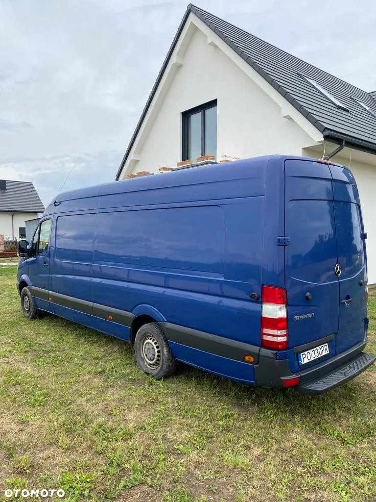 Mercedes-Benz Sprinter - 6
