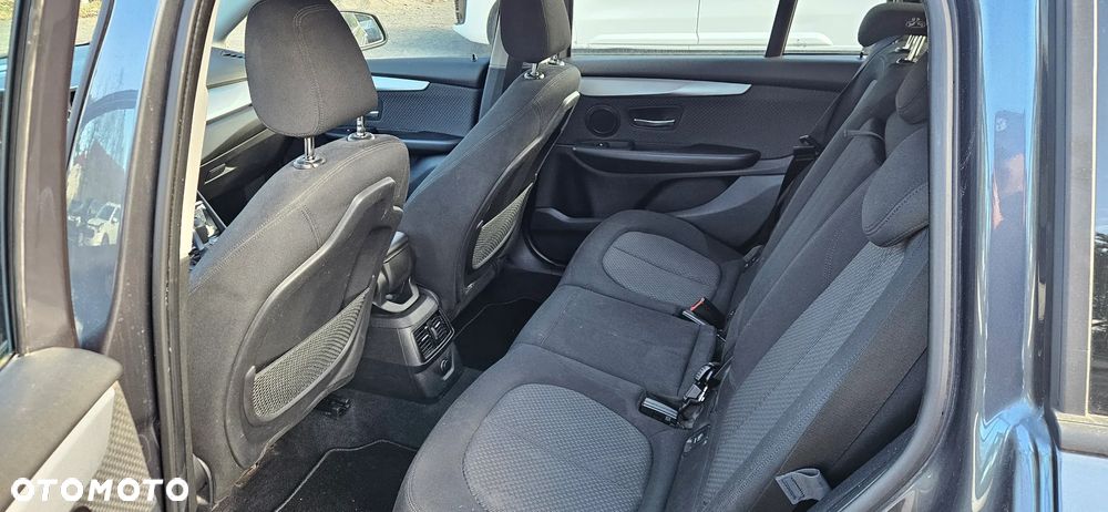 BMW Seria 2 216d Advantage - 10