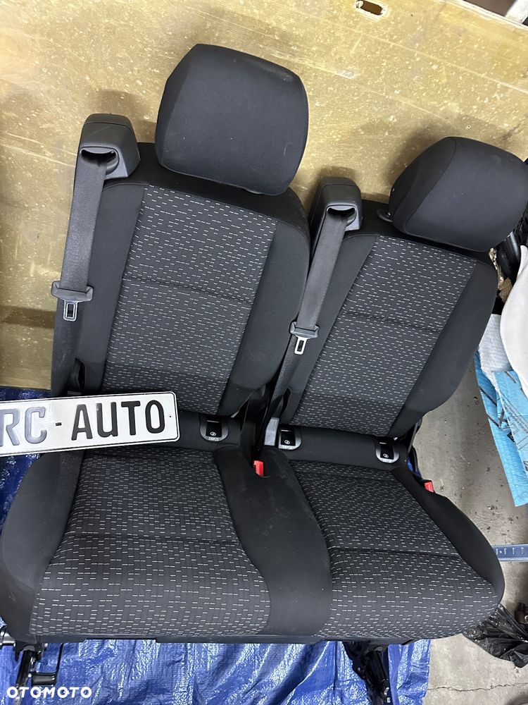 Mercedes 447 metris fotel comfort kanapa ławka  trójka 2+1 koziołek  kanapa EQV v klasa Vito - 5