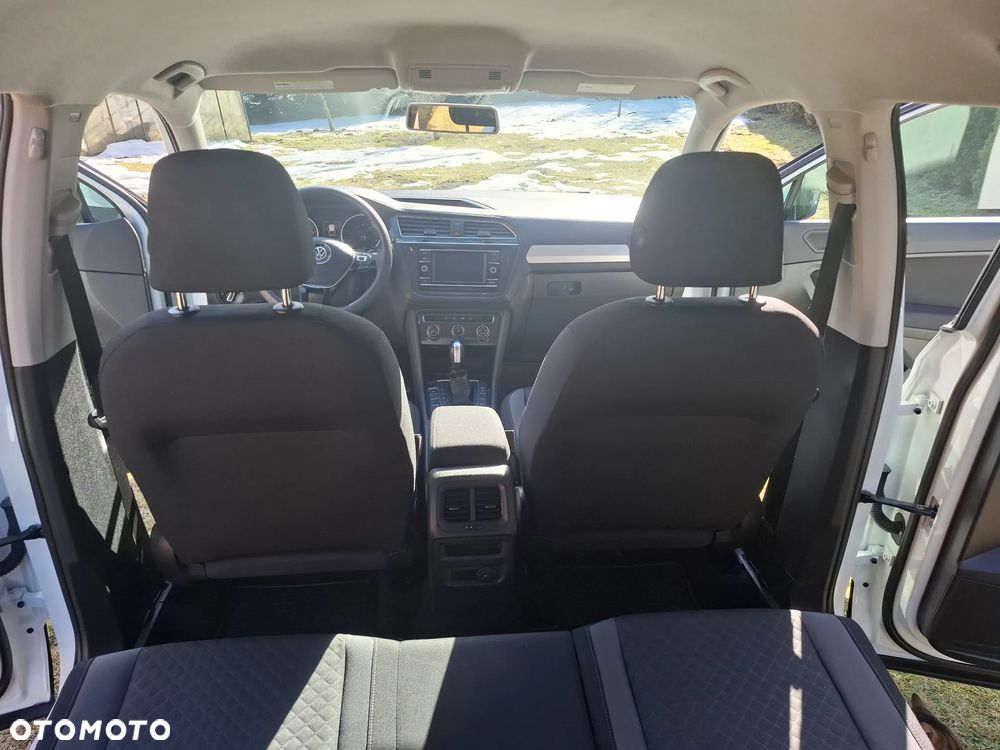 Volkswagen Tiguan - 13