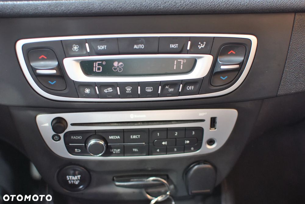Renault Megane 1.6 16V Limited - 38