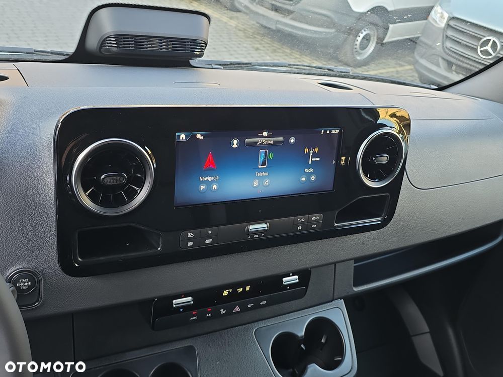 Mercedes-Benz Sprinter 319 CDI Extra Long SELECT 9G-Tronic - 19