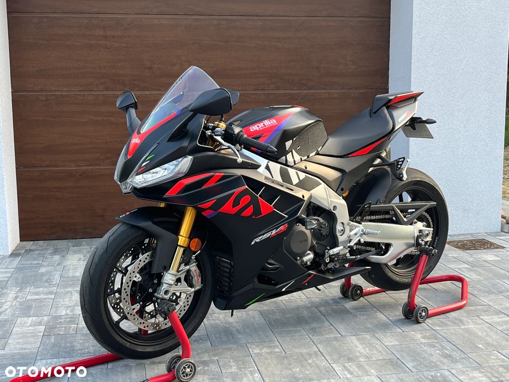 Aprilia RSV - 11