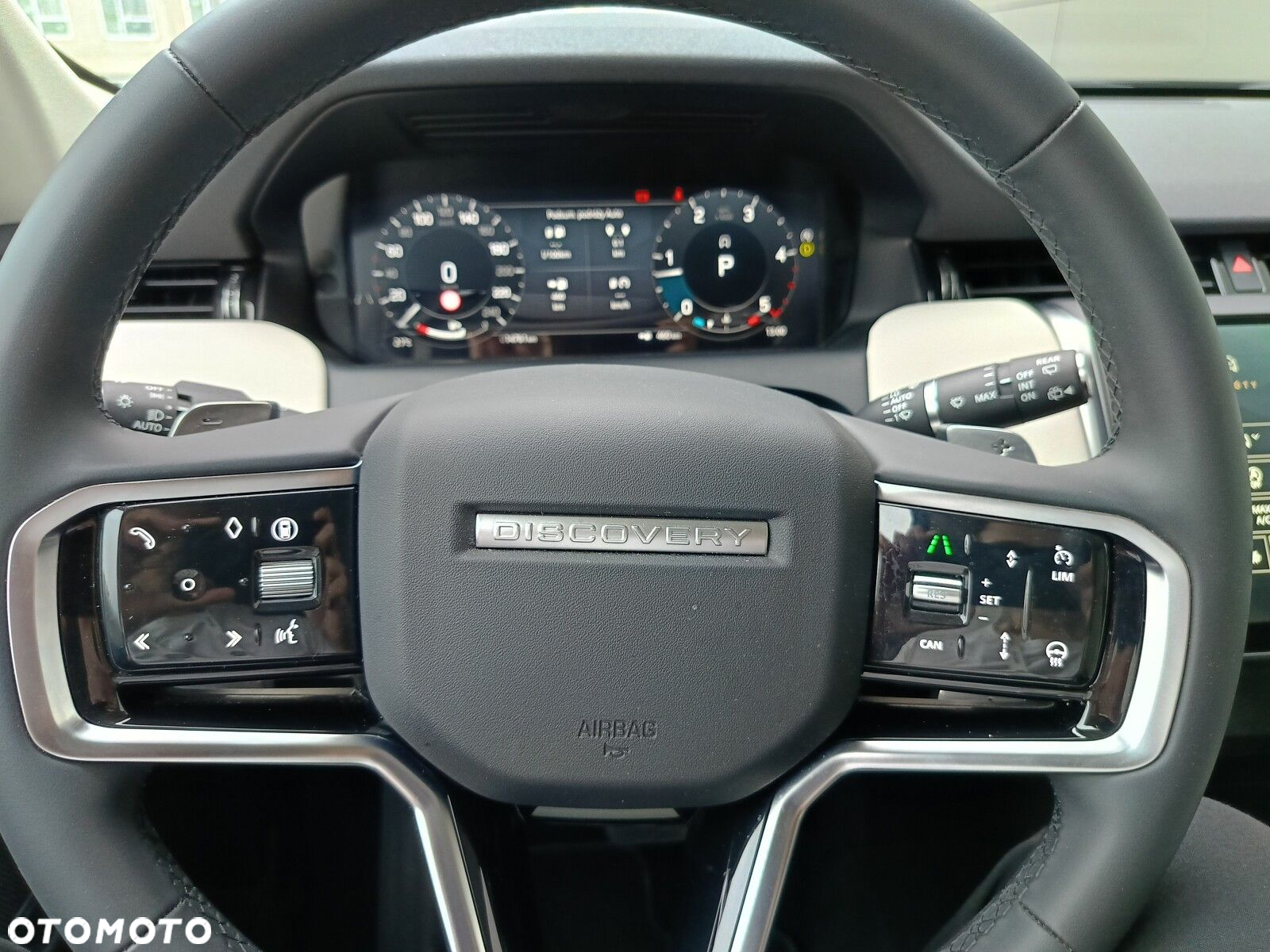 Land Rover Discovery Sport - 14