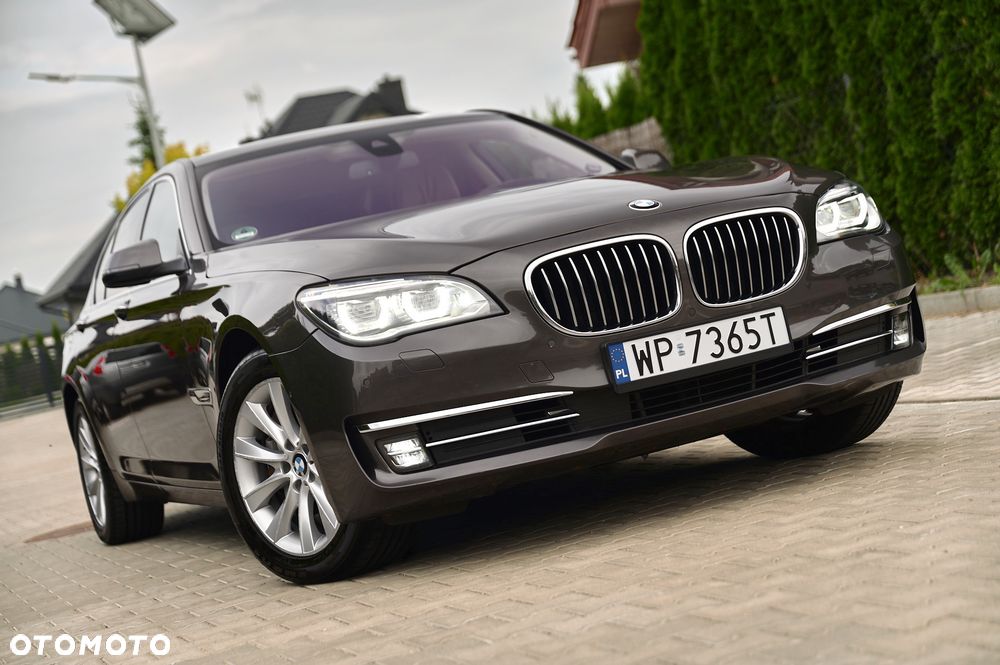 BMW Seria 7 750d xDrive Blue Performance Edition Exclusive - 3