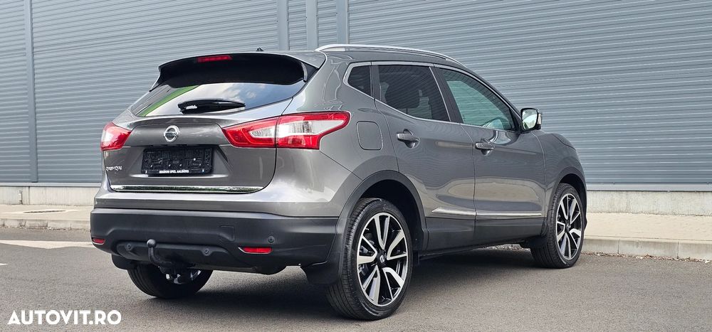 Nissan Qashqai 1.6 DCI Xtronic TEKNA - 21