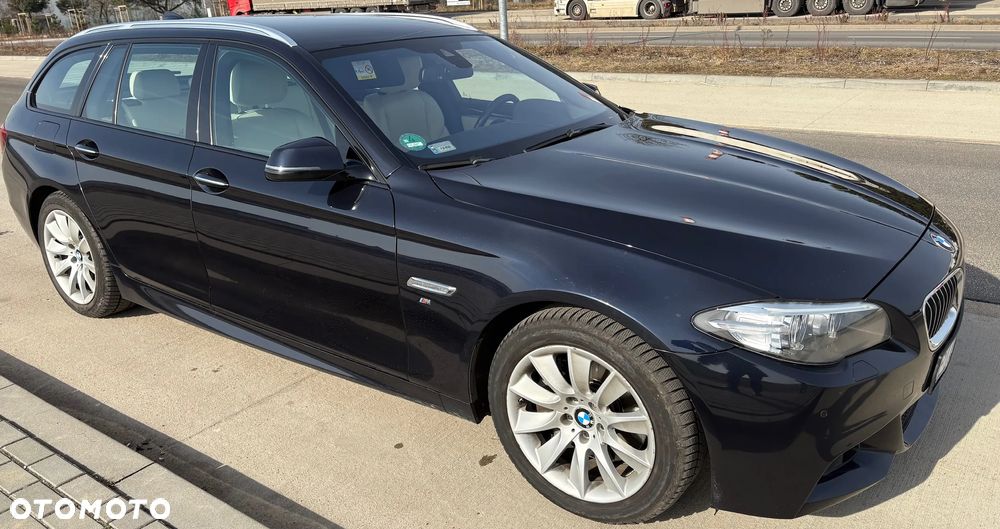 BMW Seria 5 530d xDrive Sport-Aut Modern Line - 1